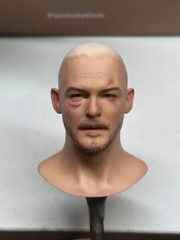 Pre-Sale The Walking Dead Daryl Dixon 1/6 Scale Hand-Painted Head Sculpture