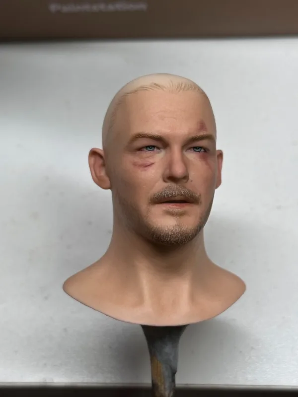 Pre-Sale The Walking Dead Daryl Dixon 1/6 Scale Hand-Painted Head Sculpture