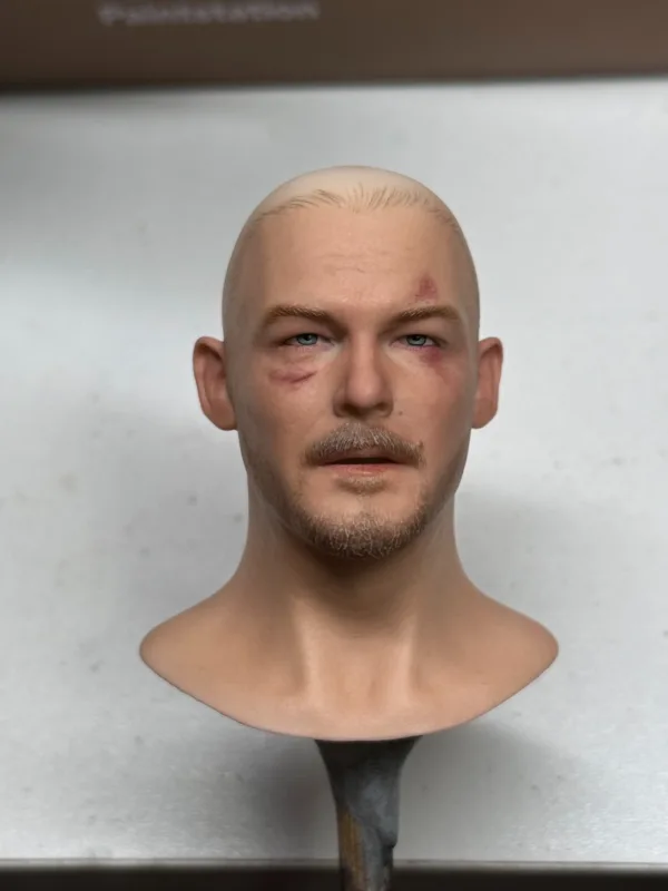 Pre-Sale The Walking Dead Daryl Dixon 1/6 Scale Hand-Painted Head Sculpture