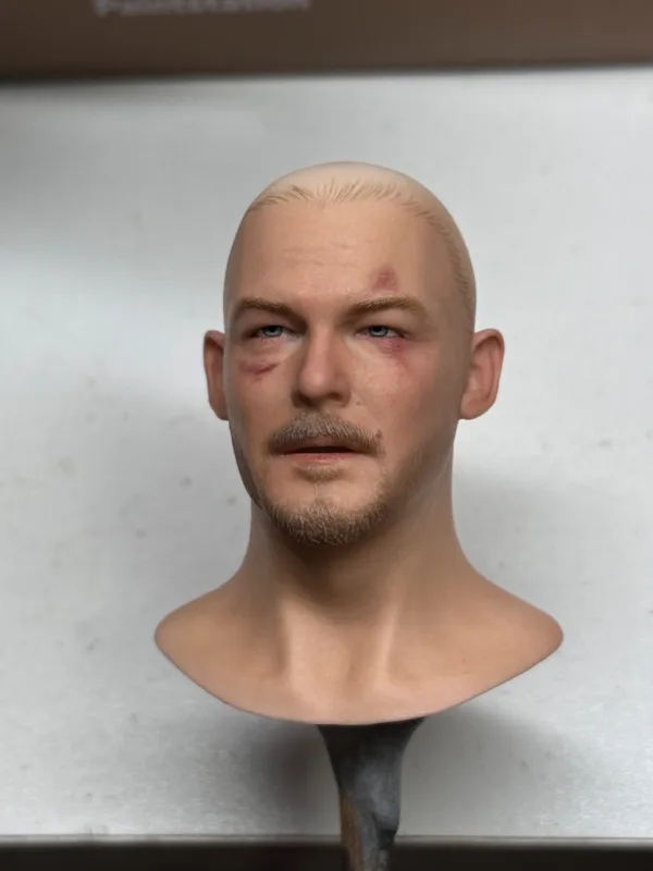 Pre-Sale The Walking Dead Daryl Dixon 1/6 Scale Hand-Painted Head Sculpture