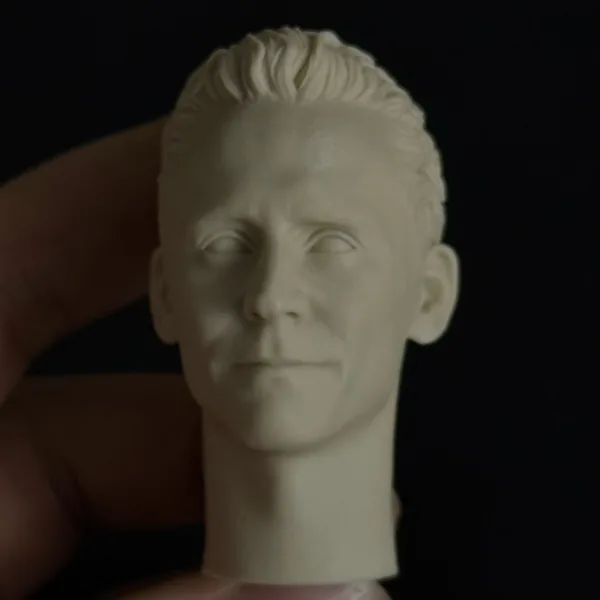 Tom Hiddleston Loki - 1/6 Scale Unpainted Action Figure Head Sculpt