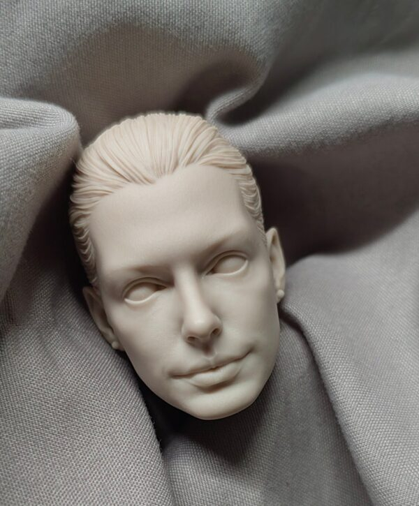 Catwoman - 1/6 Scale Unpainted Action Figure Head Sculpt