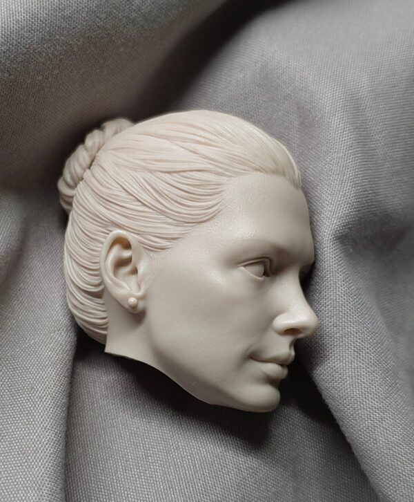 Catwoman - 1/6 Scale Unpainted Action Figure Head Sculpt