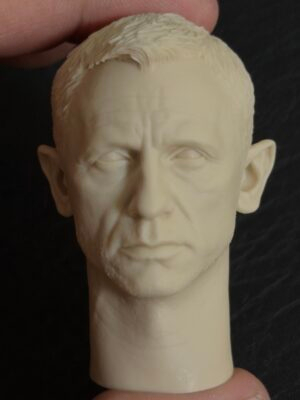 Daniel Craig James Bond - 1/6 Scale Unpainted Action Figure Head Sculpt
