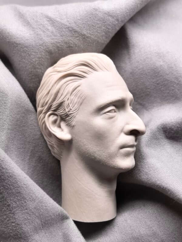 Adrien Brody - 1/6 Scale Unpainted Action Figure Head Sculpt